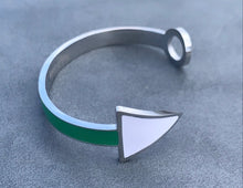 Load image into Gallery viewer, PhillyWatchGuy - Green GMT Hand Bracelet